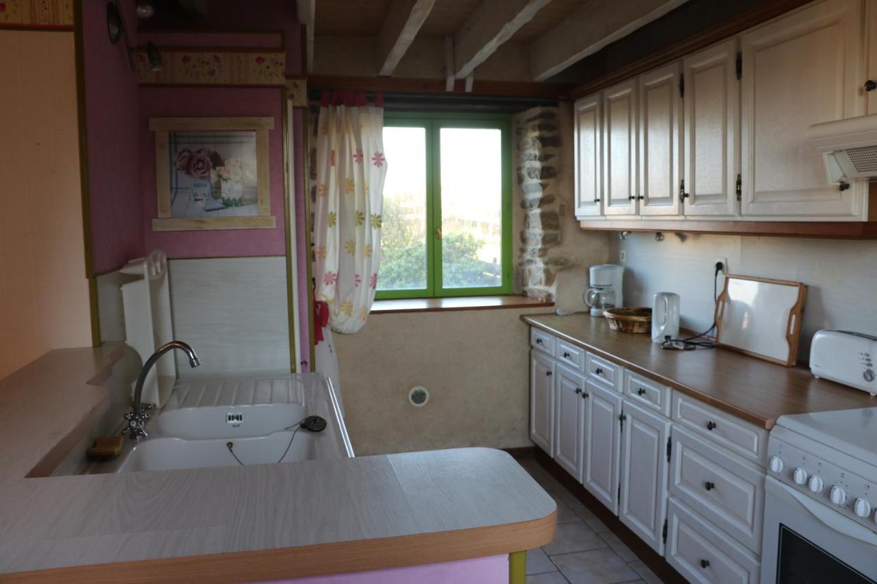 Les Gites Aux Volets Roses Landunvez Екстер'єр фото